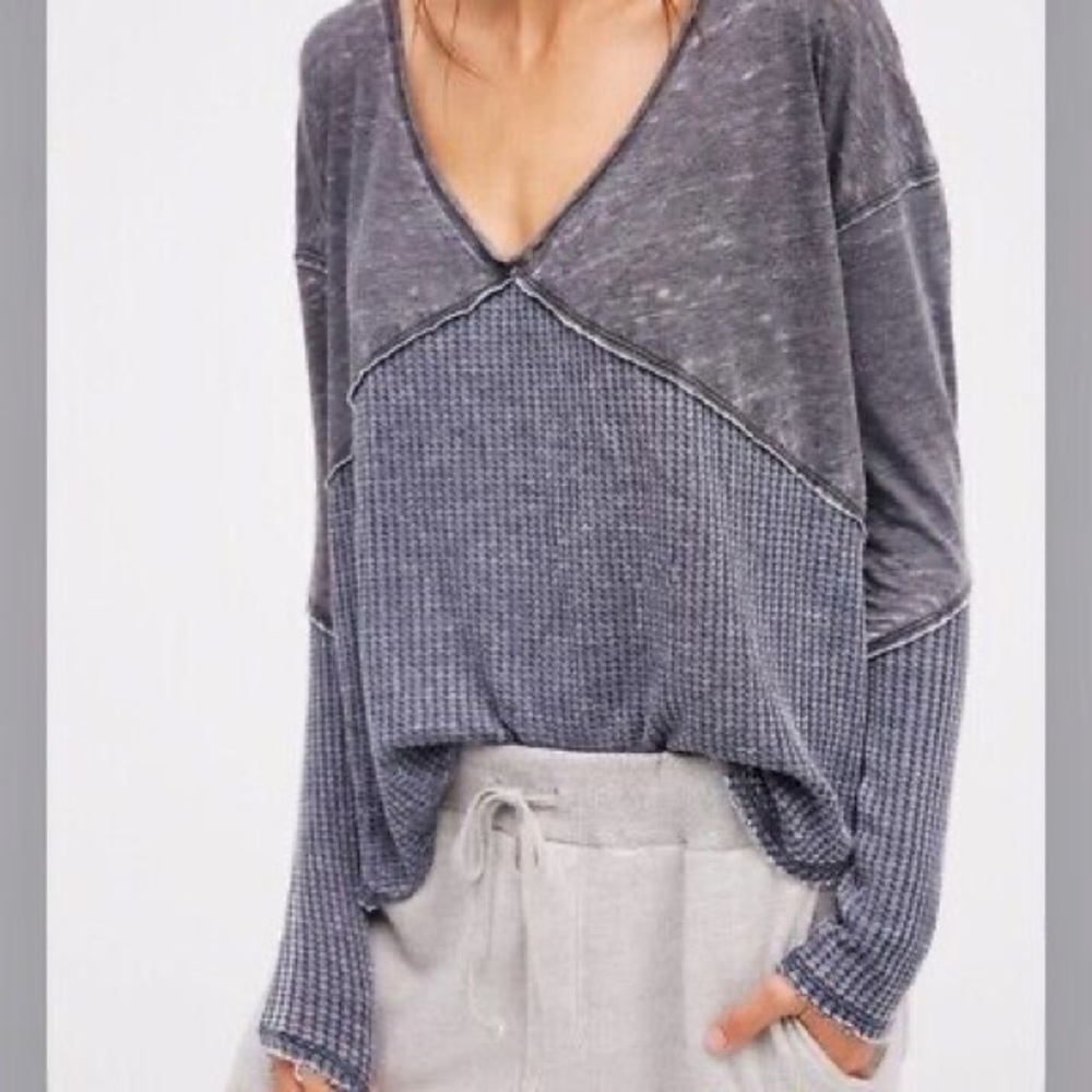 WE THE FREE CROSSFIRE THERMAL WAFFLE KNIT TOP IN NAVY SZ L